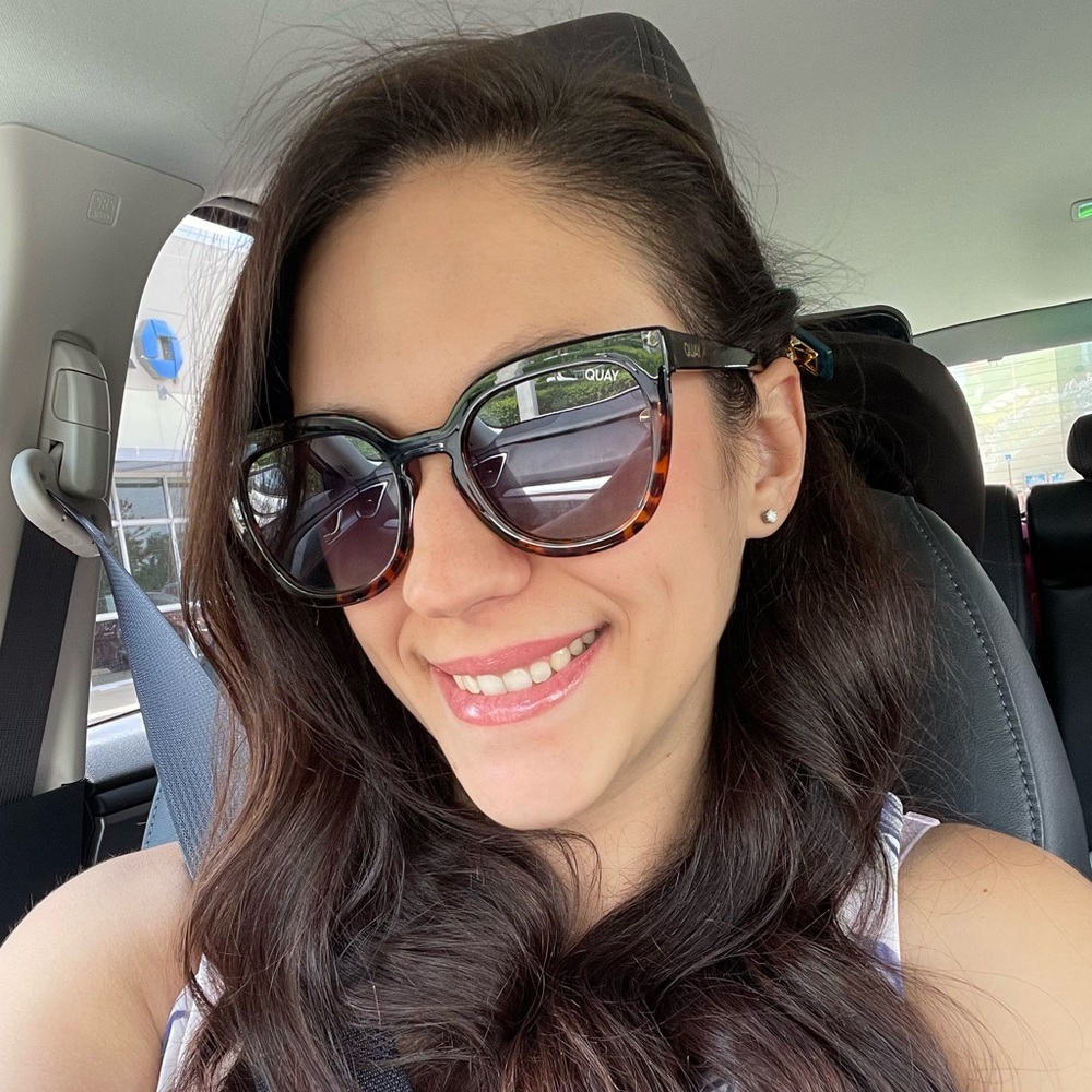 Meet your Posher, Almi